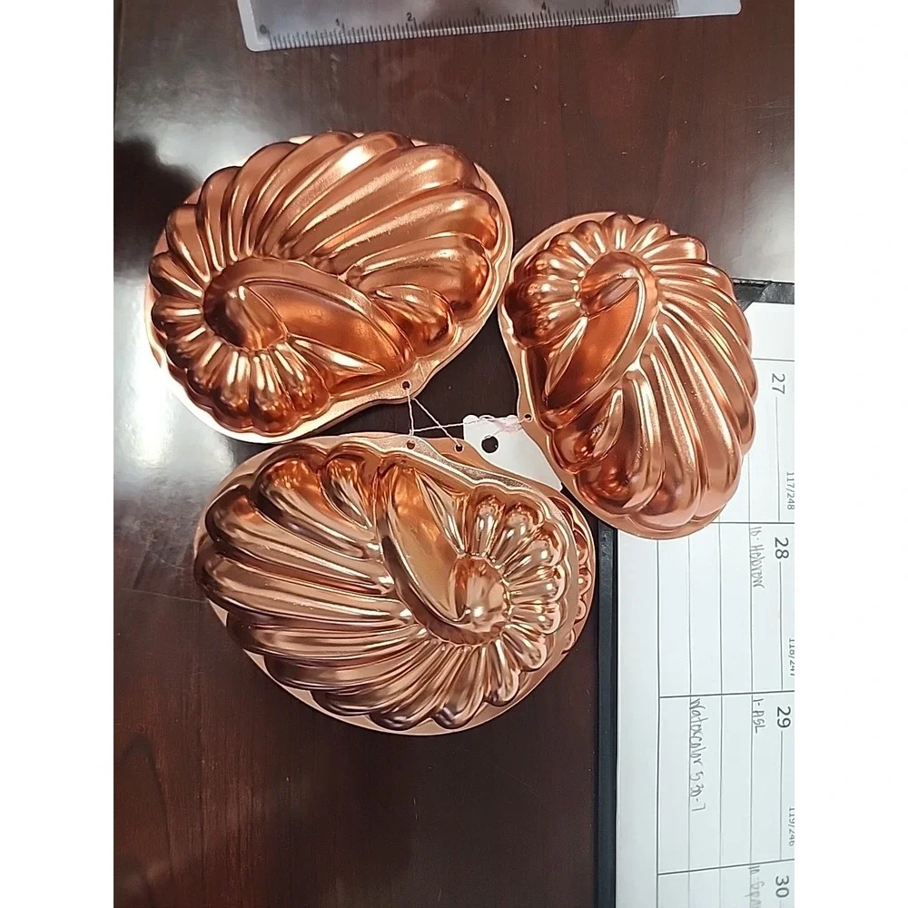 Lot of 7 VTG Mini Aluminum Metal‎ Jello Mold Bundt Pan Tin Copper Tone Shells